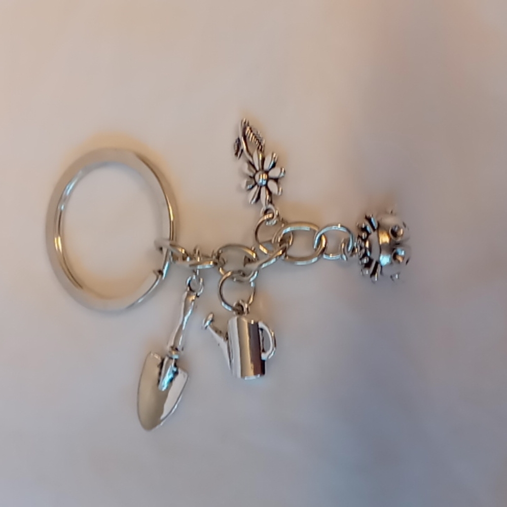 Keychain gardening